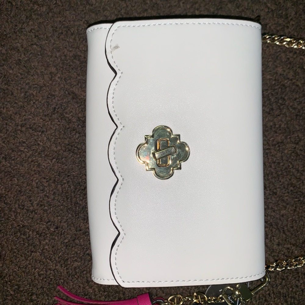 Crown & Ivy purse - Picture 3 of 7